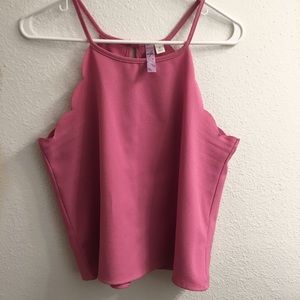 Scalloped tank top